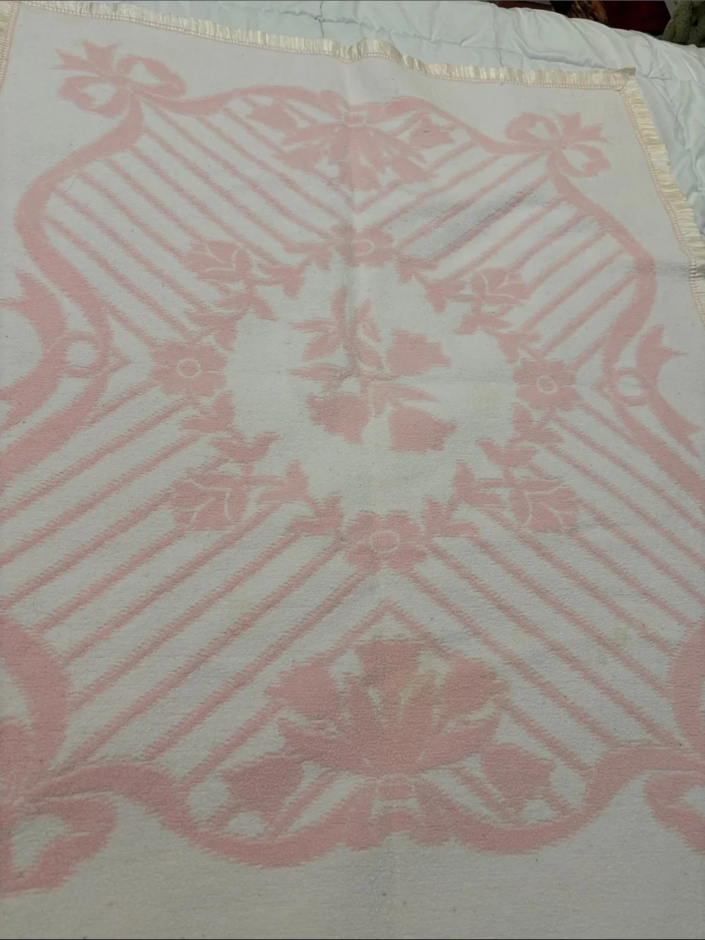 Vintage Pink White Woven Baby Blanket Satin Ruffle Trim Floral Lattice Medallion